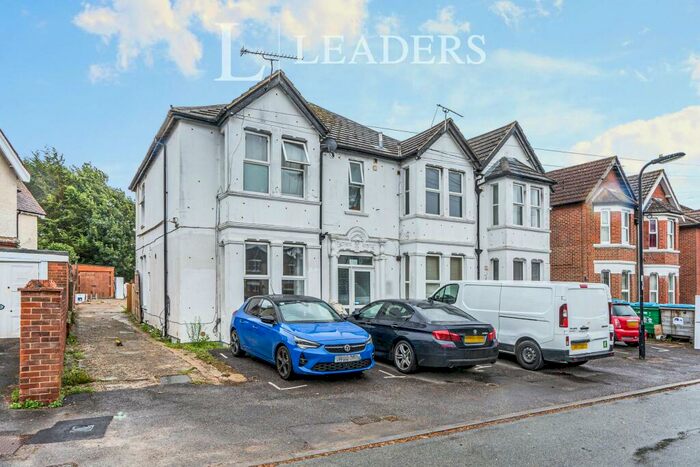 Flat To Rent In Arthur Road, Southampton, SO15