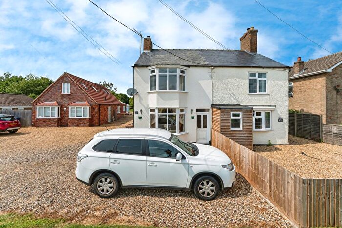 3 Bedroom Semi-Detached House For Sale In Doddington Road, Benwick, March, PE15