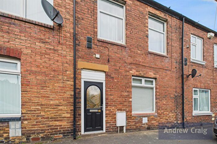 1 Bedroom Flat For Sale In Darrell Street, Brunswick Village, NE13