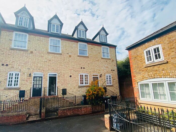 3 Bedroom End Terrace House To Rent In Swan Street, West Malling, ME19