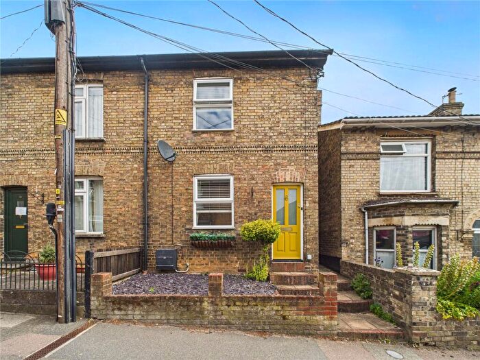 3 Bedroom Semi-Detached House For Sale In Upper East Street, Sudbury, Suffolk, CO10