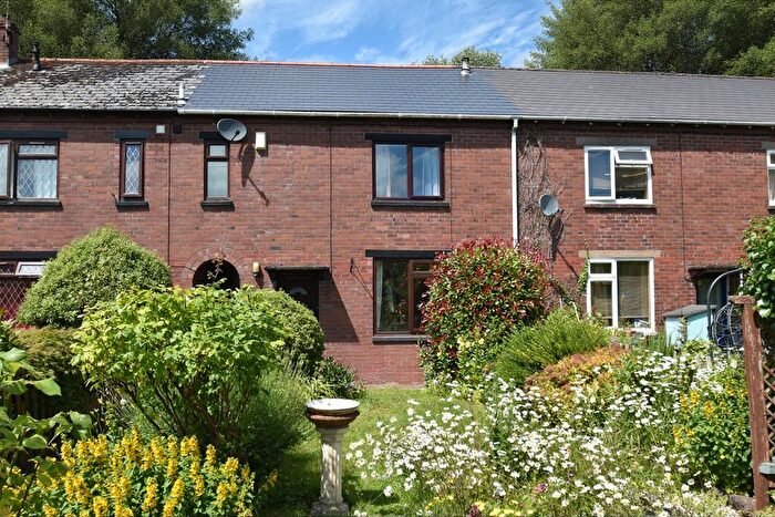 2 Bedroom Semi Detached House For Sale In Hill Crest, Tiverton, Devon, EX16