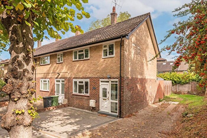 3 Bedroom End Of Terrace House For Sale In The Glebe, Blackheath, SE3