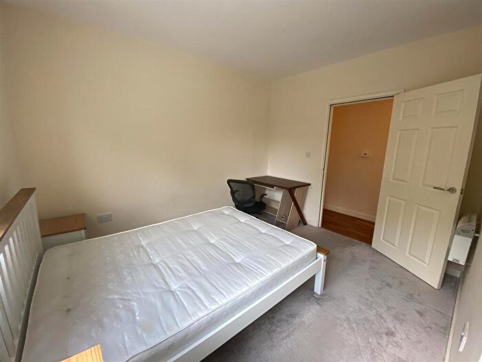 2 Bedroom Flat To Rent In Abbey Street, Derby, DE22