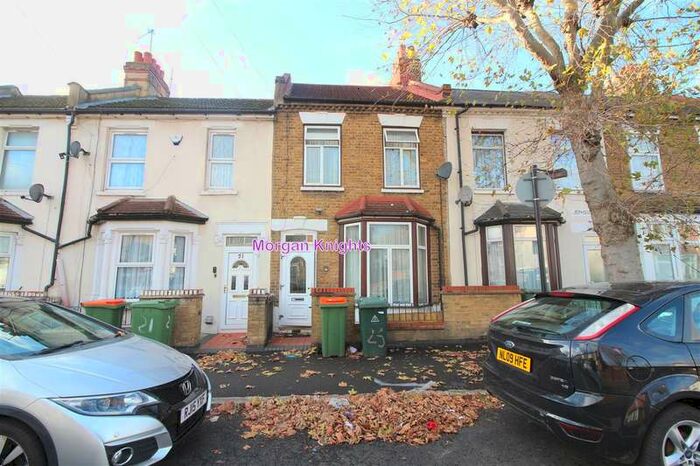 4 Bedroom Terraced House To Rent In Jephson Road, Forest Gate, E7