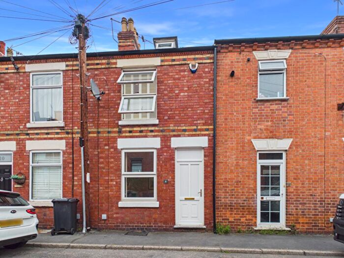 3 Bedroom Terraced House For Sale In Alma Street, Melbourne, DE73