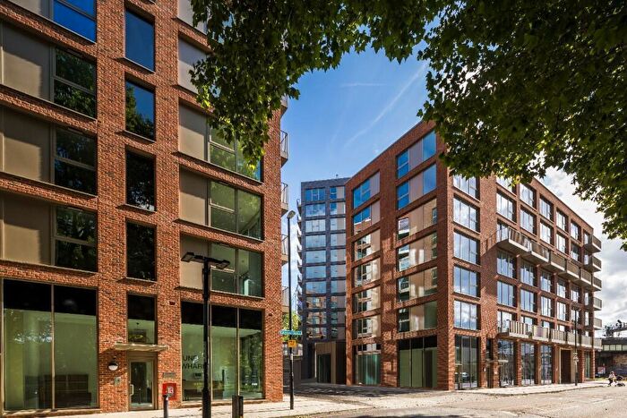 2 Bedroom Apartment For Sale In Grinstead Road, Deptford, SE8