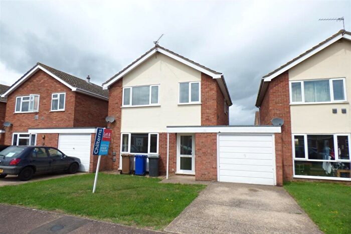 3 Bedroom Detached House To Rent In Blackbird Road, Beck Row, IP28