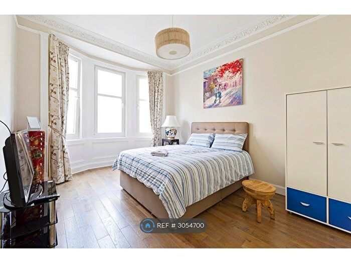 2 Bedroom Flat To Rent In Edinburgh, Edinburgh, EH7