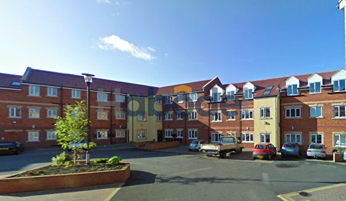 2 Bedroom Flat To Rent In Cambridge Court, Tindale Crescent, Bishop Auckland, DL14