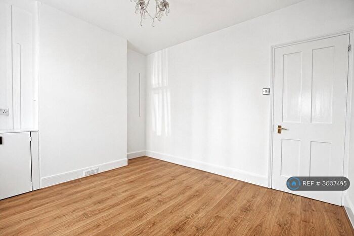 2 Bedroom Terraced House To Rent In Upper Luton Road, Chatham, ME5