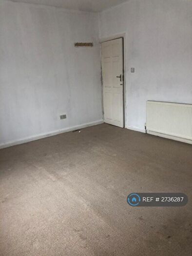2 Bedroom Terraced House To Rent In Henshaw Road, Birmingham, B10