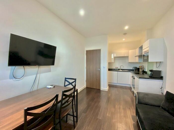 1 Bedroom Flat To Rent In Axis House, Bath Road, Harlington, UB3