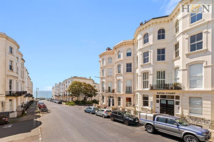 3 Bedroom Flat For Sale In Eaton Place, Kemp Town, Brighton, BN2