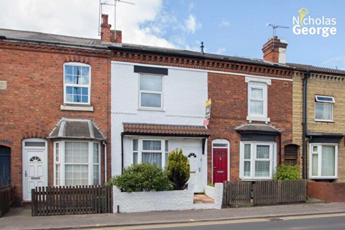 2 Bedroom House To Rent In Pershore Rd, Stirchley, B30