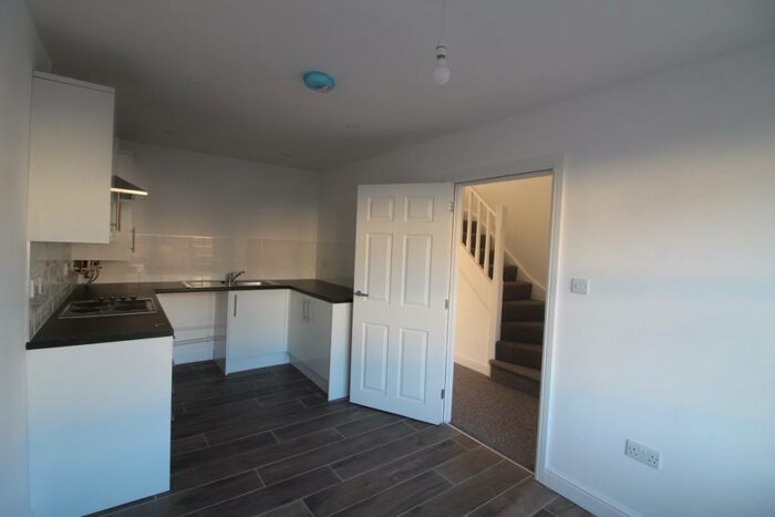 3 Bedroom Terraced House To Rent In Javron Doncaster Road, Doncaster, DN6