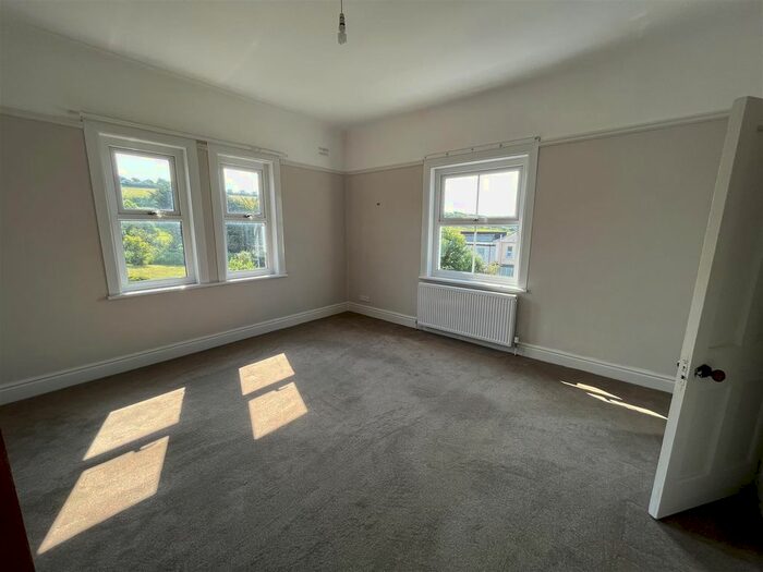 5 Bedroom Detached House To Rent In Eype, Bridport, Dorset, DT6