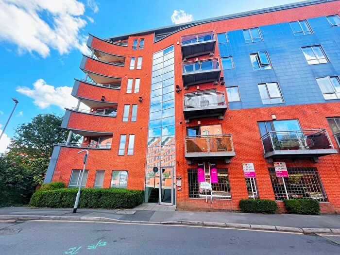 1 Bedroom Flat To Rent In Ahlux House, Millwright Street, Leeds, LS2
