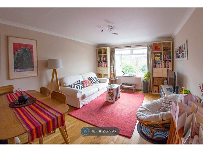 1 Bedroom Flat To Rent In Graham Road, London, SW19
