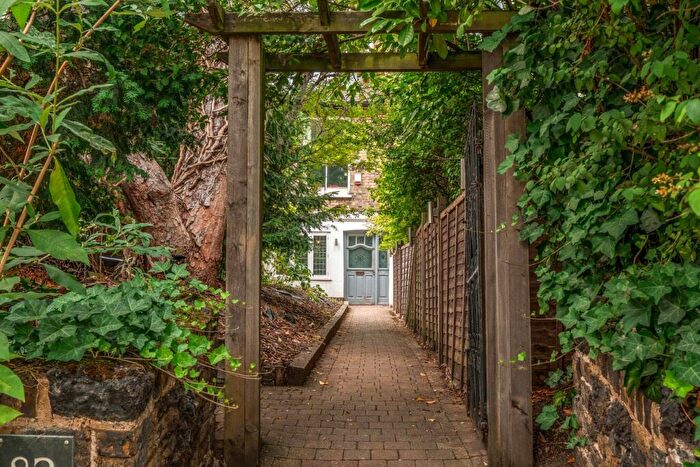 4 Bedroom Flat For Sale In Honor Oak Road, London, SE23