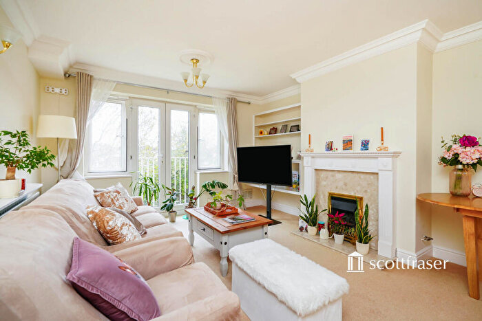 2 Bedroom Apartment To Rent In Avery Court, Hernes Road, OX2