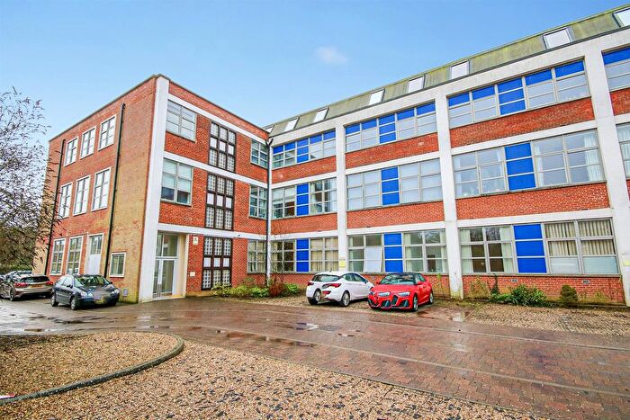 2 Bedroom Flat For Sale In Blazer Court, Norwich, NR2