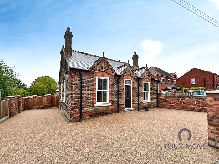 4 Bedroom Bungalow For Sale In Gorge Road, Sedgley, West Midlands, DY3