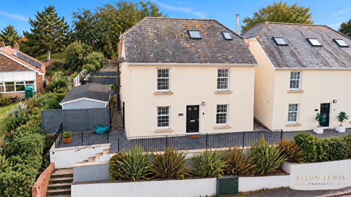 4 Bedroom Detached House For Sale In Minnis Lane, Dover, CT17