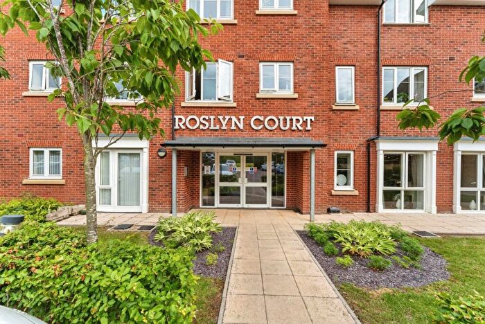 2 Bedroom Flat For Sale In Lisle Lane, Ely, Cambridgeshire, CB7