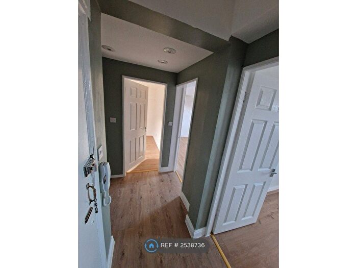 2 Bedroom Flat To Rent In Mount Pleasant, Waterloo, Liverpool, L22