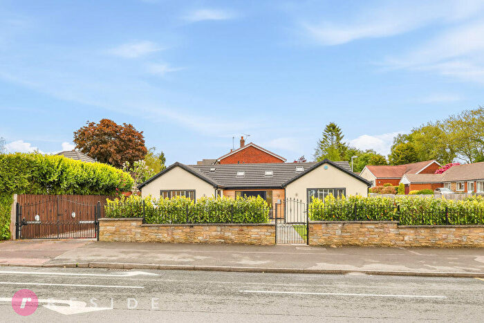 3 Bedroom Detached Bungalow For Sale In War Office Road, Bamford, Rochdale, OL11