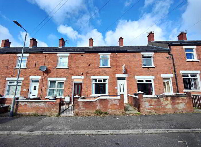 3 Bedroom Mid Terraced House For Sale In Glenside Parade, Belfast, BT14