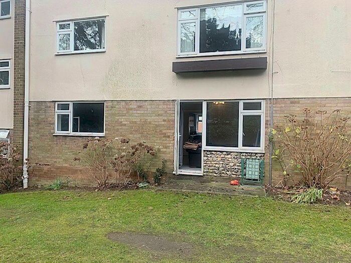 2 Bedroom Ground Flat To Rent In Cliveden Court, Cliveden Close, Brighton, East Sussex, BN1