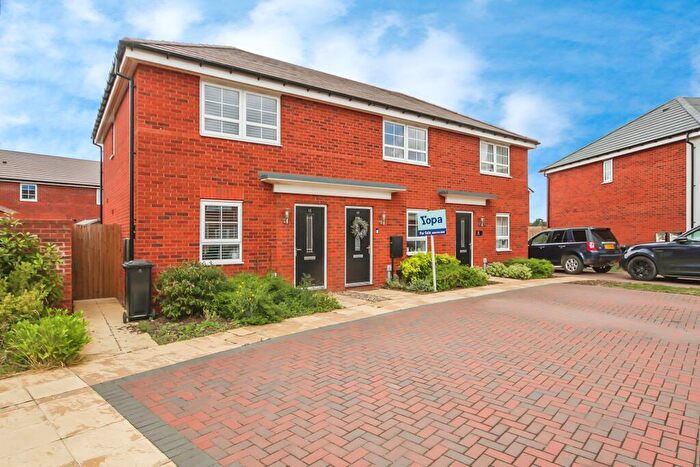 2 Bedroom Terraced House For Sale In Mindaro Way, Rugby, CV22