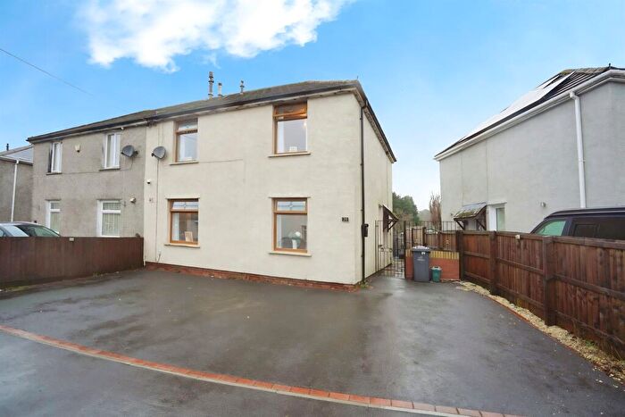 3 Bedroom Semi Detached House For Sale In Frost Road, Beaufort, Ebbw Vale, NP23