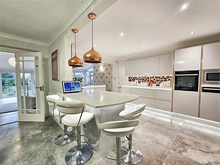 5 Bedroom Detached House For Sale In Hollist Lane, Easebourne, Midhurst, West Sussex, GU29