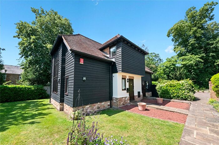 2 Bedroom Semi-Detached House For Sale In Rickmansworth Road, Harefield, Uxbridge, UB9