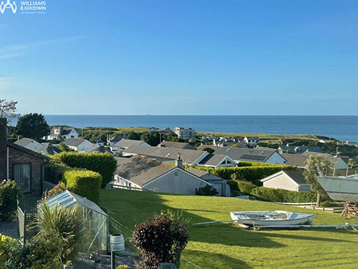 5 Bedroom Detached House For Sale In Lon Tarw, Amlwch, Anglesey, LL68