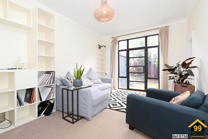 2 Bedroom Flat To Rent In Carysfort Road, London, N16