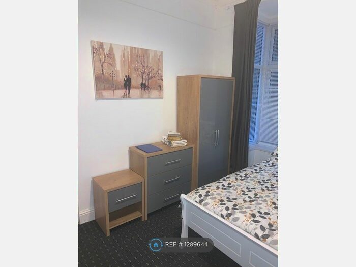 Studio To Rent In High Street, Stourbridge DY8