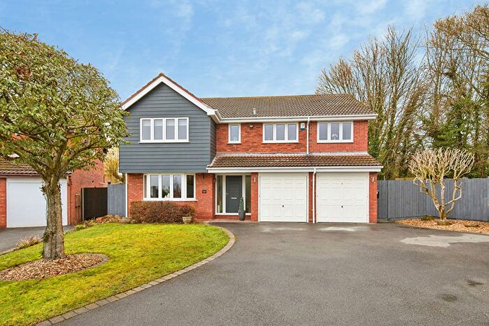 5 Bedroom Detached House For Sale In Wentworth Drive, Burton-On-Trent, DE13