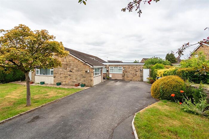 3 Bedroom Detached House For Sale In Albans Close, Bardsey, Leeds, LS17