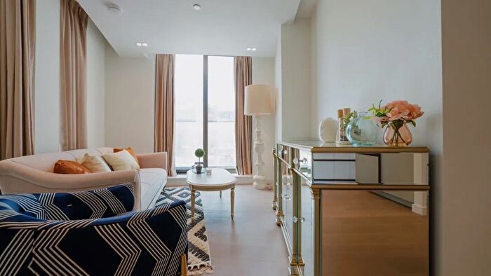 2 Bedroom Flat To Rent In Newcastle Place, London, W2