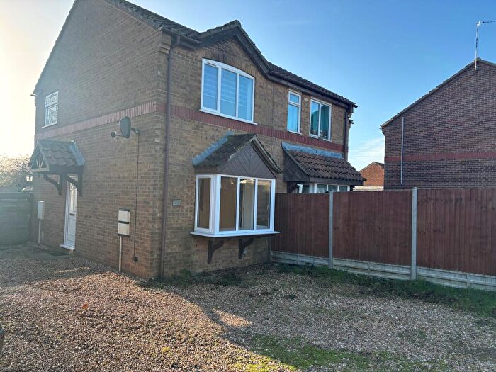 2 Bedroom Semi-Detached House To Rent In College Park, Horncastle, LN9