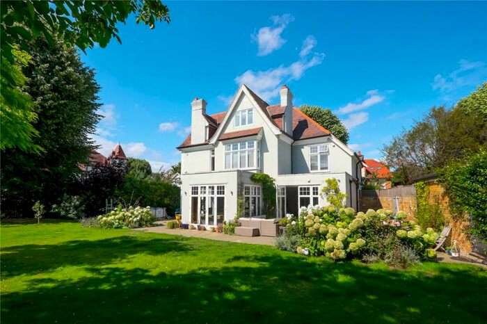 6 Bedroom Detached House To Rent In Sheen Gate Gardens, London, SW14