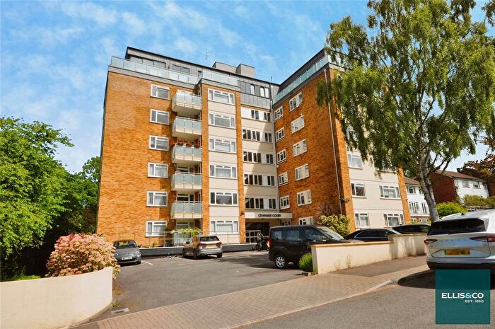 3 Bedroom Flat For Sale In Wickliffe Avenue, Finchley, N3