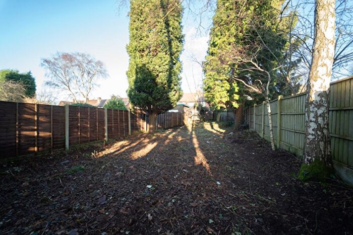 3 Bedroom End Of Terrace House For Sale In Leighswood Road, Aldridge, Walsall, WS9