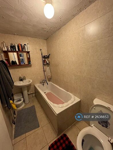 2 Bedroom Flat To Rent In Derby Road, Southampton, SO14