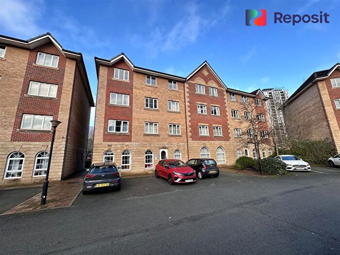 2 Bedroom Flat To Rent In Labrador Quay, Salford, M50