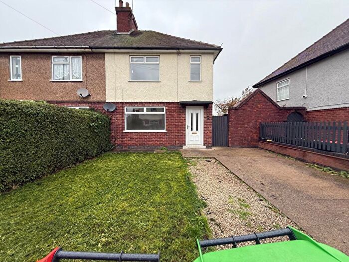 3 Bedroom Semi Detached House To Rent In Oak Drive, Skegby, NG17